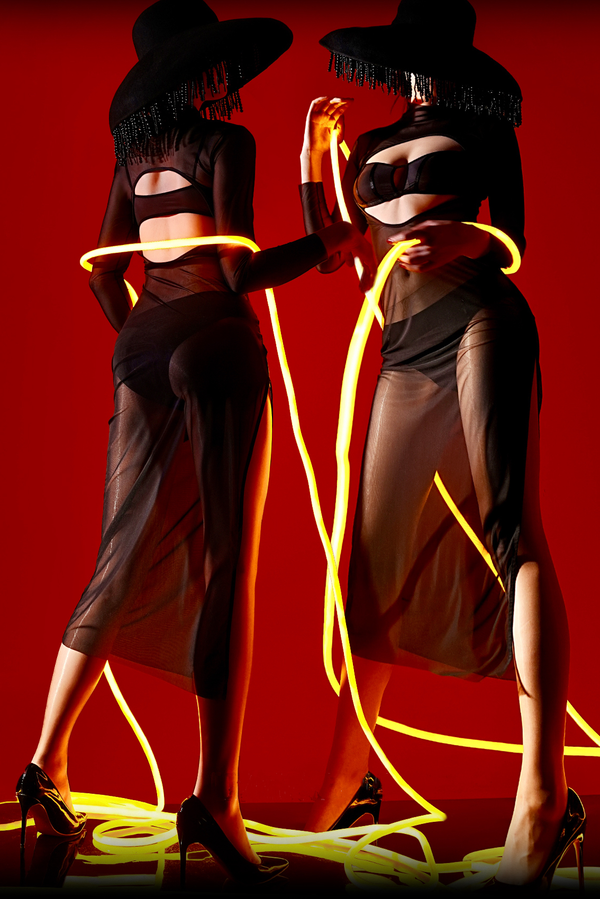「MIST MESH ROBE & CICADA WING LINGERIE SET / 蝉翼迷雾内衣套装」